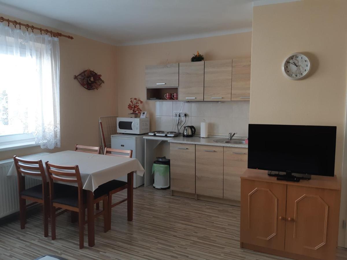 Ubytovanie V Sukromi Turčianske Teplice Exterior foto